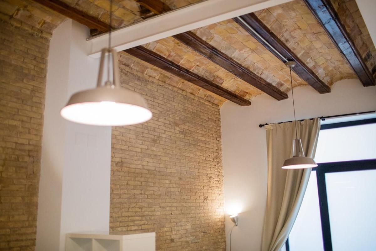 Florit Flats - Cozy Loft By The Central Market Walencja Zewnętrze zdjęcie